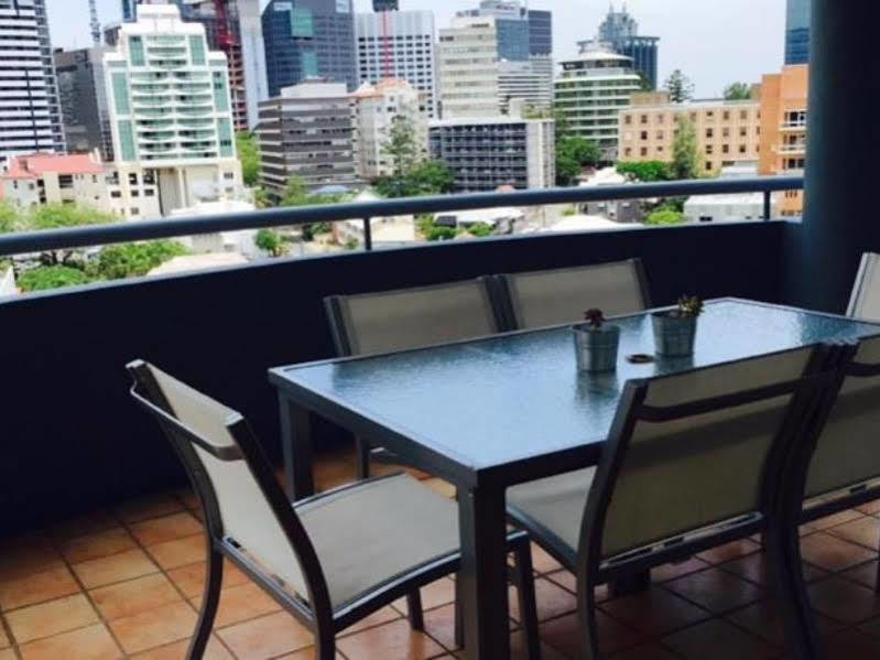 The Sedgebrook On Leichhardt Aparthotel Brisbane Exteriör bild